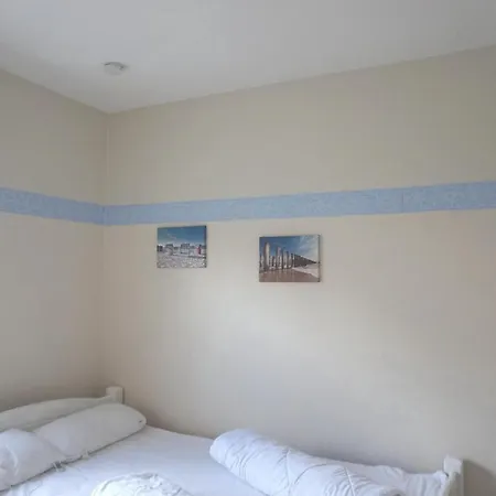 Ferienwohnung 50023 卡罗利嫩西尔